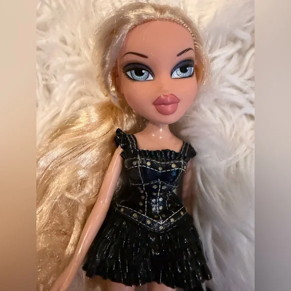 Original Bratz Girlz Really Rock Chloe - Picture 2 of 6